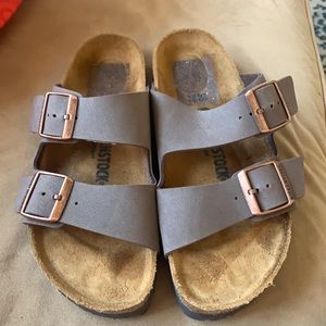 Birkenstock Arizona big buckle sandals